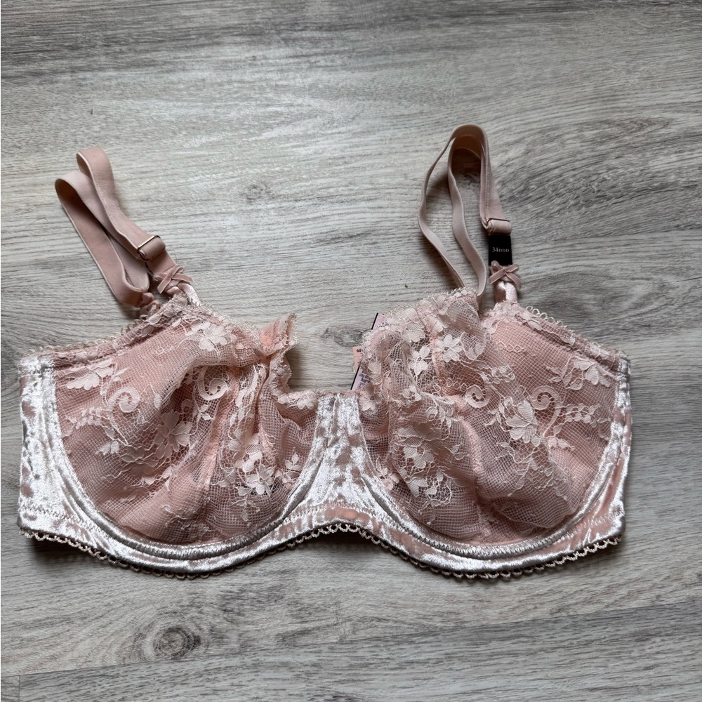 Victoria's Secret Dream Angels push up without padding bra 34DDD /G